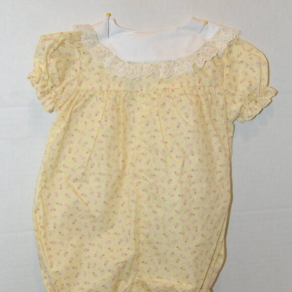 Vintage Baby Girl 6-9 Month One Piece Cottage Core Floral Romper BT Kids - Picture 4 of 5